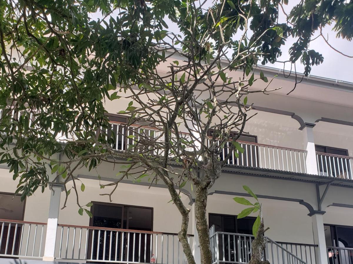 E&E Self Catering Otel Beau Vallon  Dış mekan fotoğraf