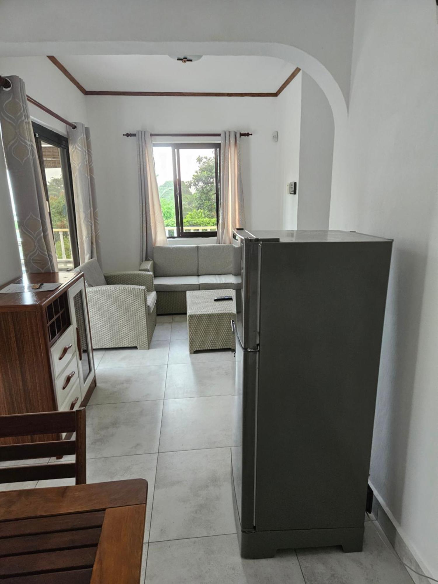 E&E Self Catering Otel Beau Vallon  Dış mekan fotoğraf