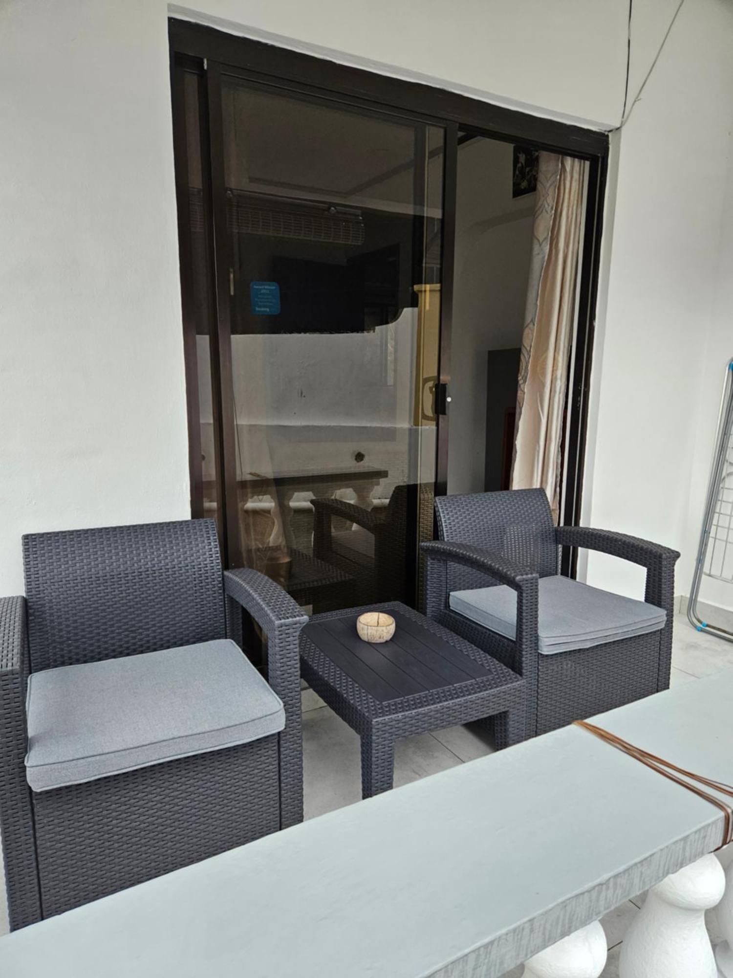 E&E Self Catering Otel Beau Vallon  Dış mekan fotoğraf